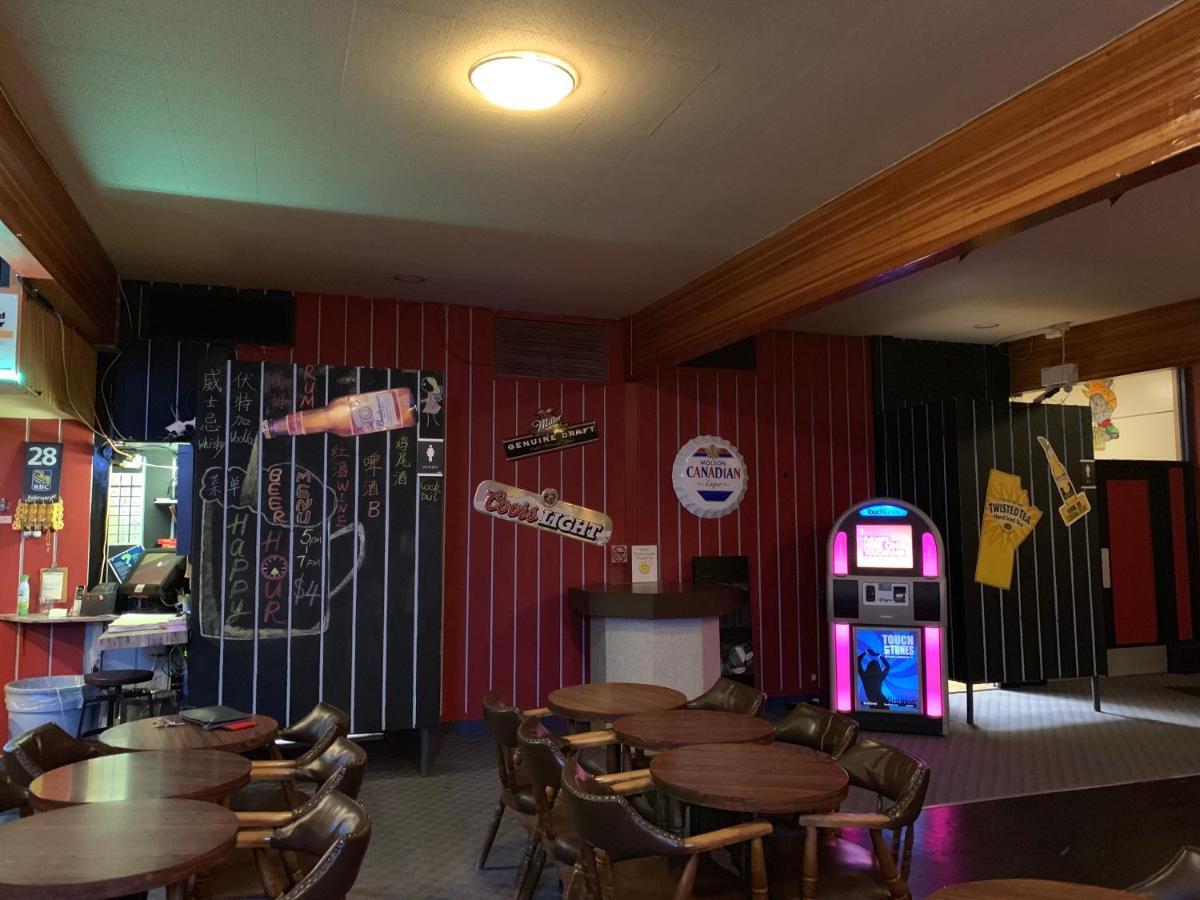 Manitou Motor Inn Exteriér fotografie